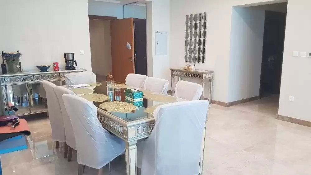 Residential Ready Property 3 Bedrooms F/F Apartment  for sale in Al Sadd , Doha #18615 - 1  image 