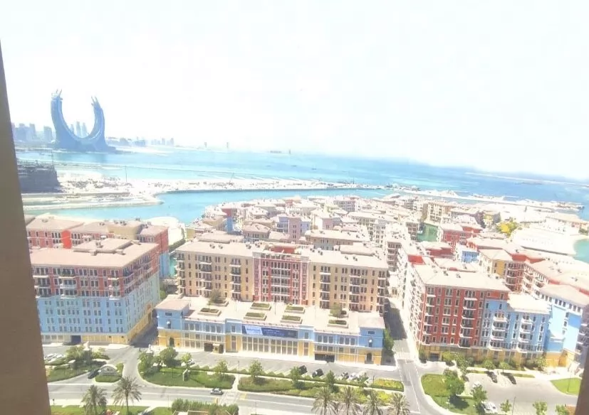 Residential Ready Property 1 Bedroom S/F Apartment  for sale in The-Pearl-Qatar , Doha-Qatar #18642 - 1  image 
