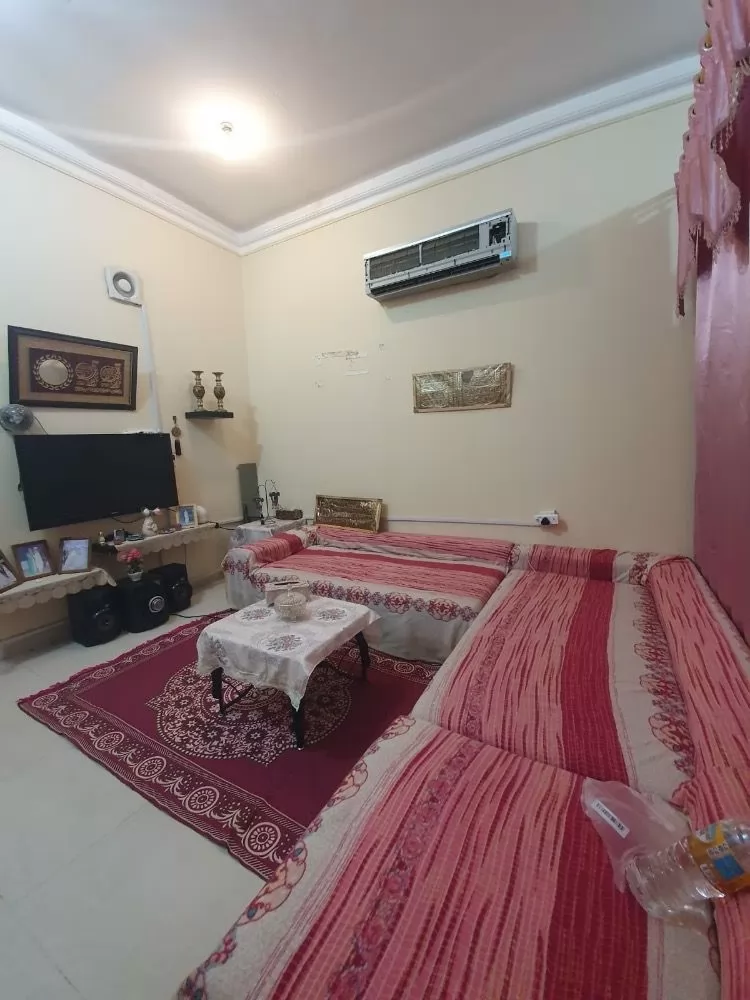 Residential Ready Property 1 Bedroom F/F Apartment  for rent in Doha-Qatar #18647 - 1  image 