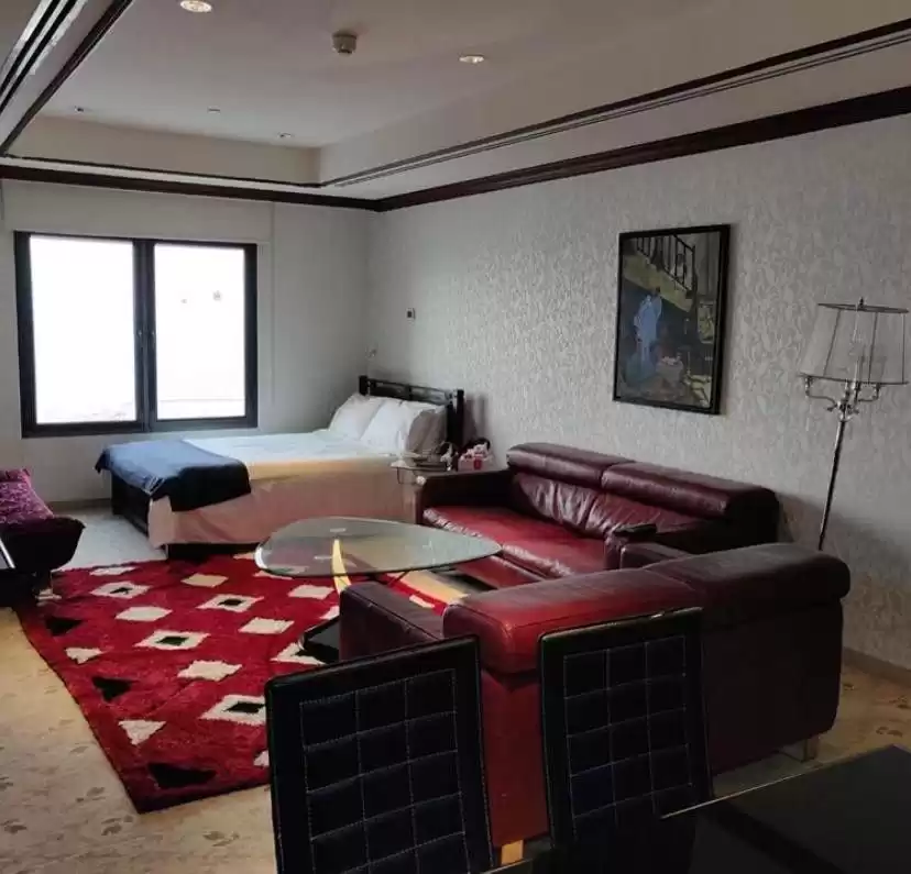 yerleşim Hazır Mülk 1 yatak odası F/F Apartman  kiralık içinde Doha #18703 - 1  image 