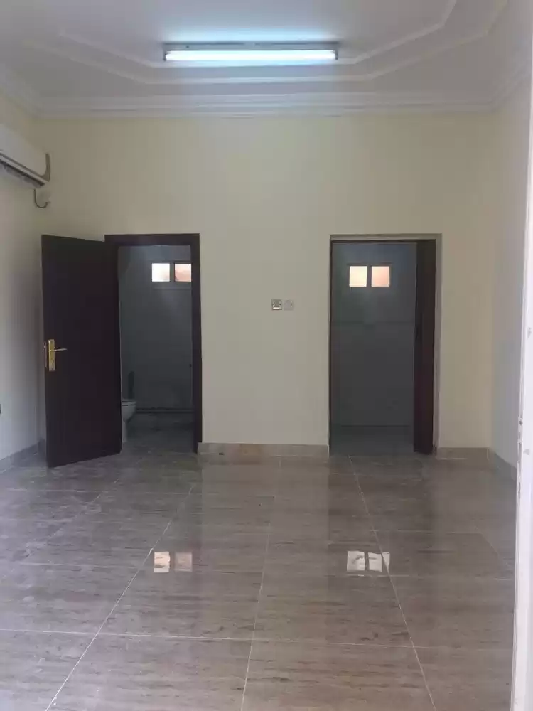 Residential Ready Property 1 Bedroom U/F Apartment  for rent in Al Sadd , Doha #18713 - 1  image 
