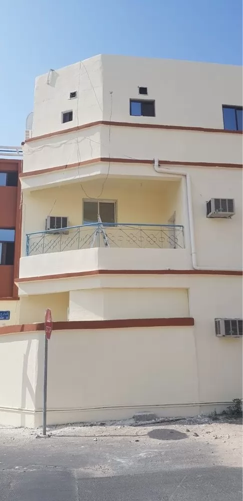 Residential Ready Property U/F Building  for sale in Doha-Qatar #18742 - 1  image 