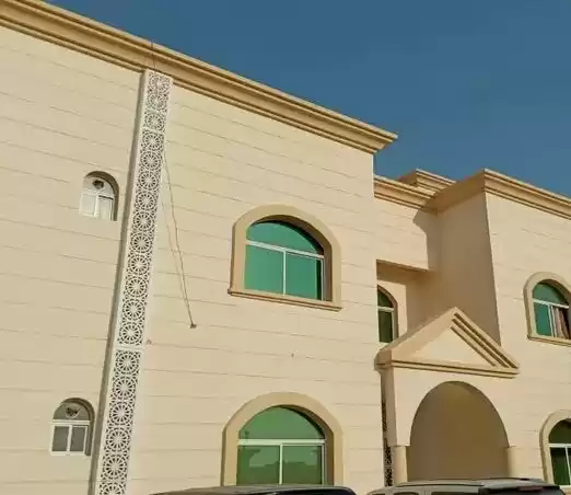 Residential Ready Property 3+maid Bedrooms S/F Apartment  for rent in Doha #18756 - 1  image 