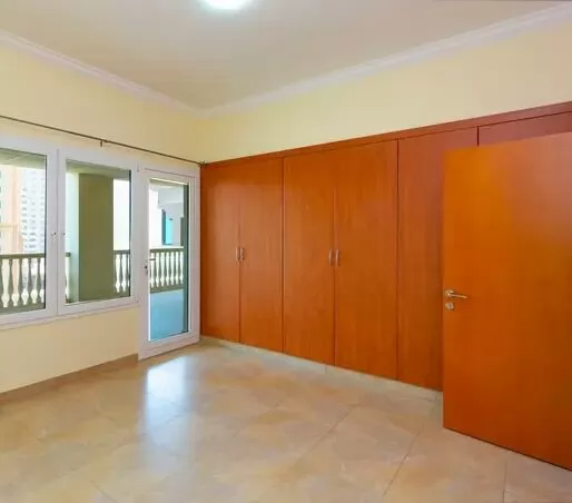 Residential Ready Property 2 Bedrooms U/F Apartment  for rent in The-Pearl-Qatar , Doha-Qatar #18758 - 1  image 