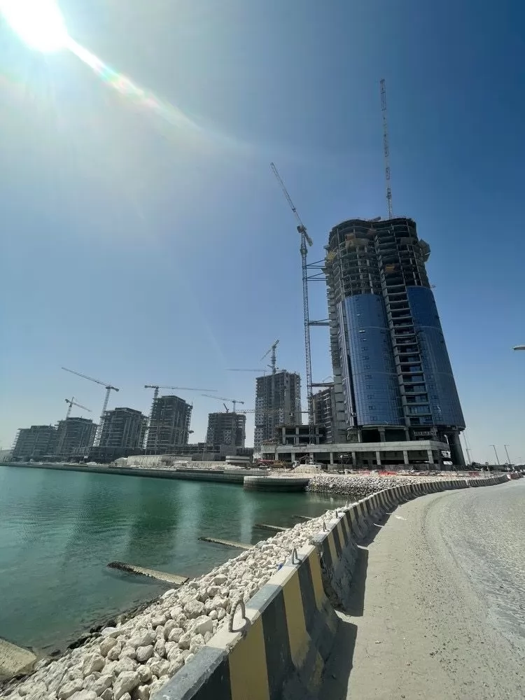 Residential Ready Property 2 Bedrooms S/F Apartment  for sale in Lusail , Doha-Qatar #18769 - 1  image 