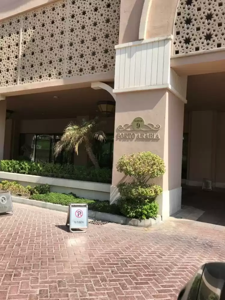 Жилой Готовая недвижимость 4+комнаты для горничных Н/Ф Квартира  продается в Аль-Садд , Доха #18806 - 1  image 