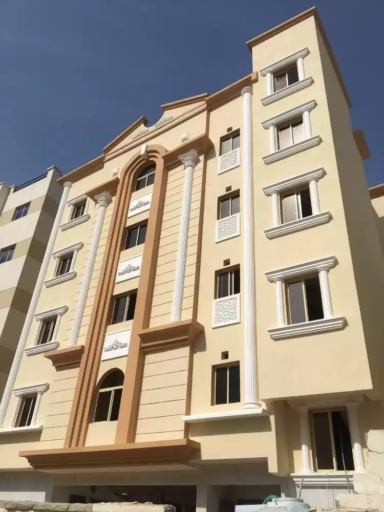 مسکونی املاک آماده U/F ساختمان  برای فروش که در دوحه #18832 - 1  image 