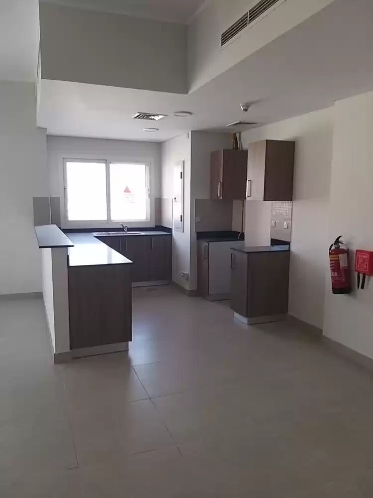 Residential Ready Property 1 Bedroom S/F Apartment  for sale in Al Sadd , Doha #18854 - 1  image 
