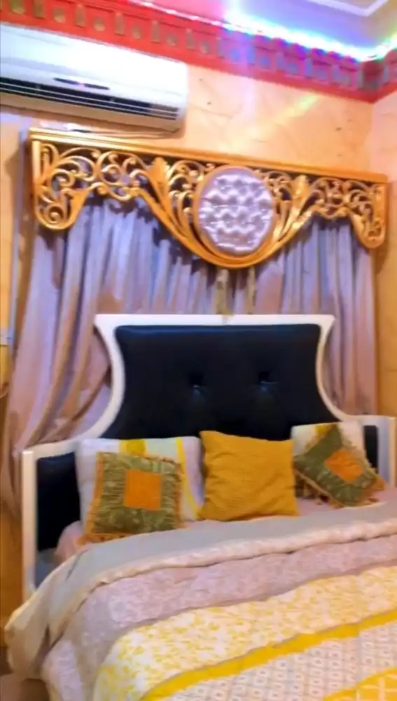 Wohn Klaar eigendom 2 Schlafzimmer F/F Wohnung  zu vermieten in Al Sadd , Doha #18910 - 1  image 