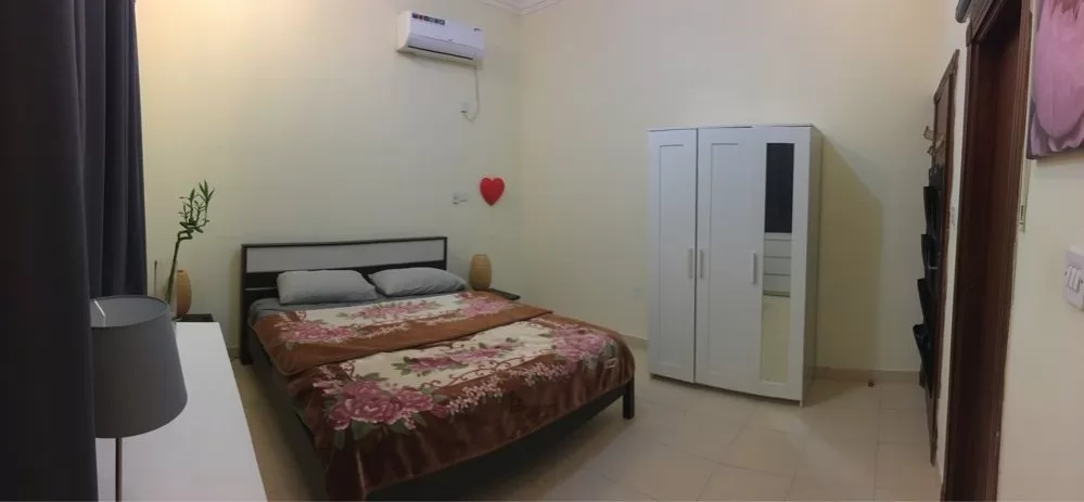 Residential Ready Property 1 Bedroom F/F Apartment  for rent in Doha-Qatar #18925 - 1  image 