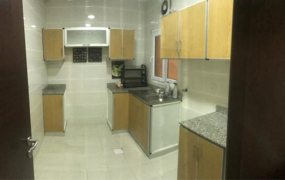 Residential Ready Property 1 Bedroom U/F Apartment  for rent in Najma , Doha-Qatar #19045 - 2  image 