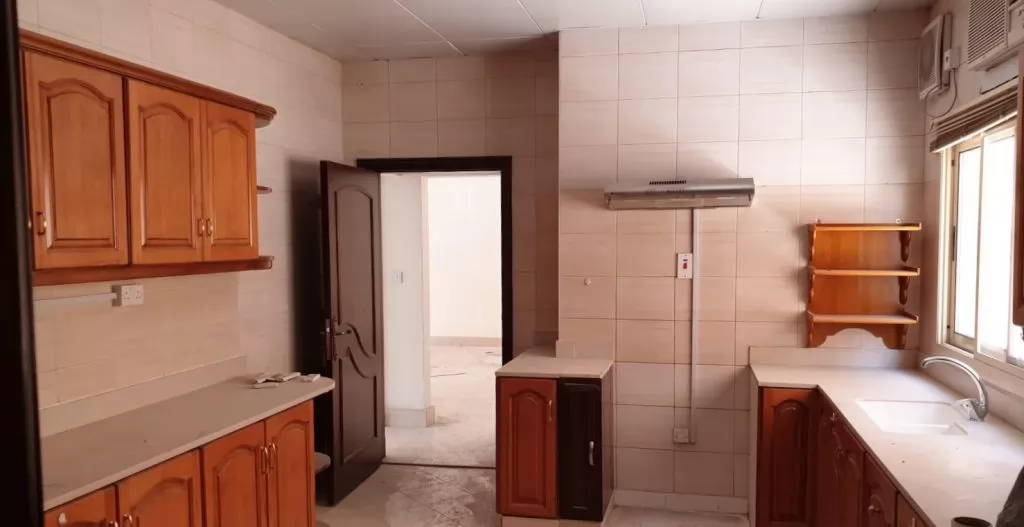 Residential Ready Property 5 Bedrooms U/F Apartment  for rent in Al-Waab , Doha-Qatar #19069 - 1  image 