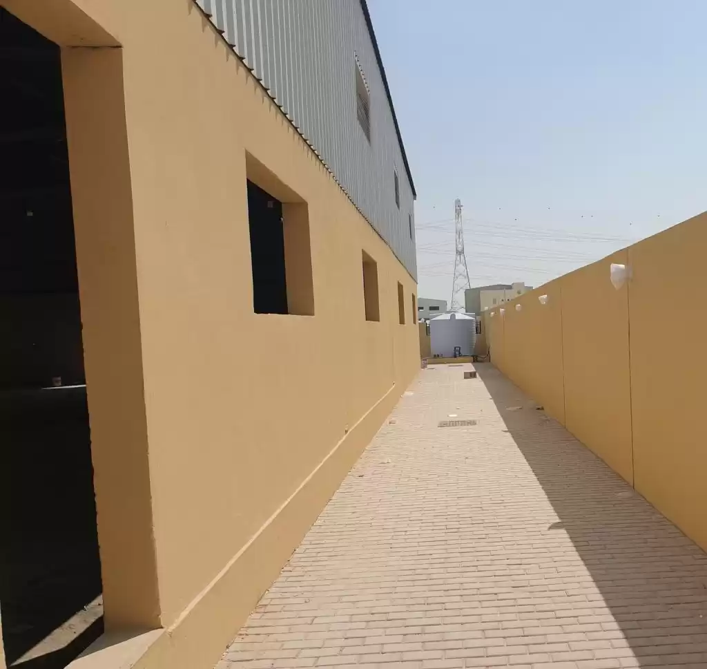 Commercial Ready Property U/F Warehouse  for rent in Doha #19137 - 1  image 