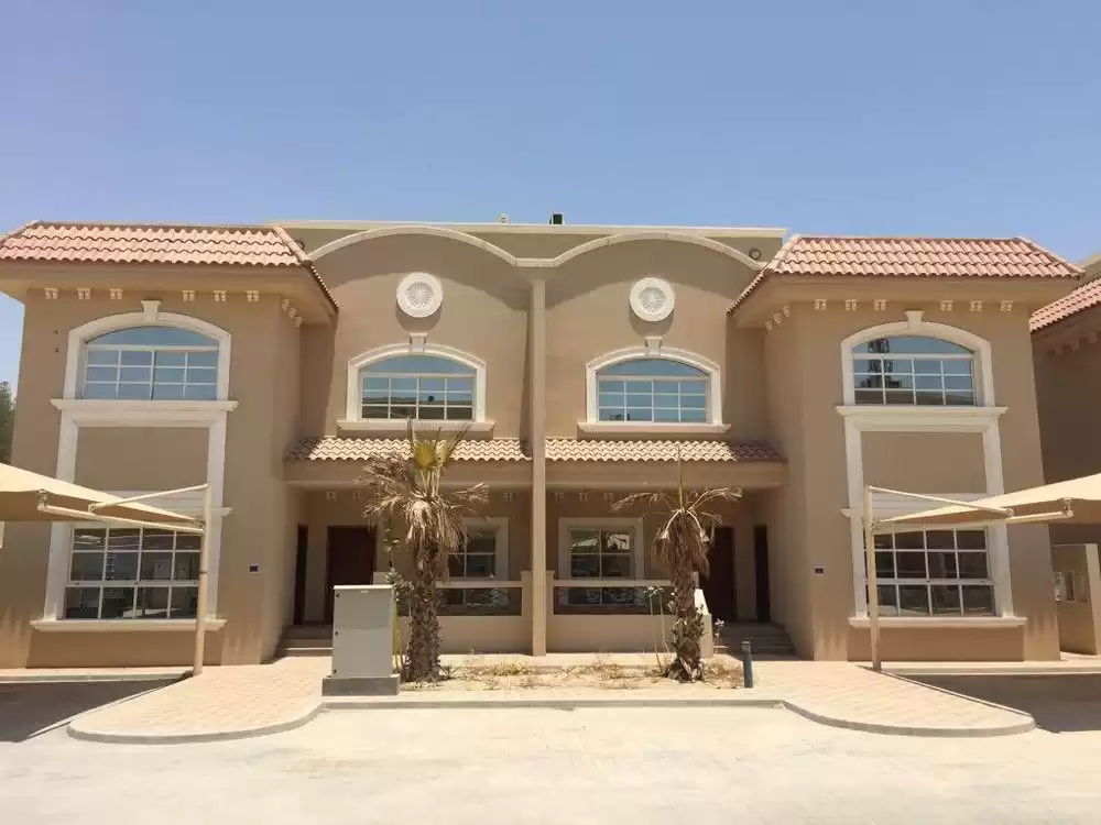 Residential Ready Property 6 Bedrooms U/F Standalone Villa  for rent in Doha #19229 - 1  image 