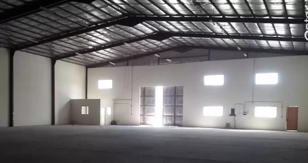 Commercial Ready Property U/F Warehouse  for rent in Doha #19265 - 1  image 