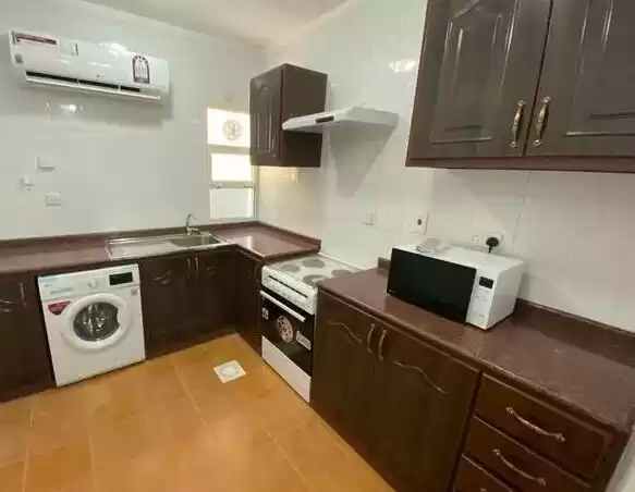 Residential Ready Property 2 Bedrooms U/F Duplex  for rent in Doha #19281 - 1  image 