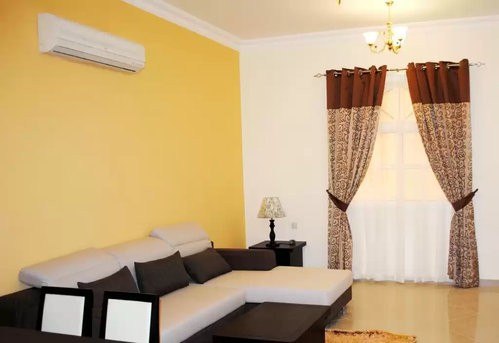 Residential Ready Property 3 Bedrooms F/F Apartment  for rent in Al Sadd , Doha #19344 - 1  image 