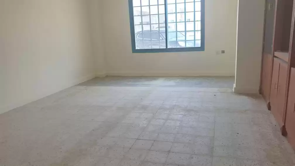 Commercial Ready Property U/F Office  for rent in Al Sadd , Doha #19363 - 1  image 