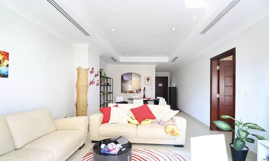 Residential Ready 1 Bedroom F/F Apartment  for sale in The-Pearl-Qatar , Doha-Qatar #19417 - 1  image 