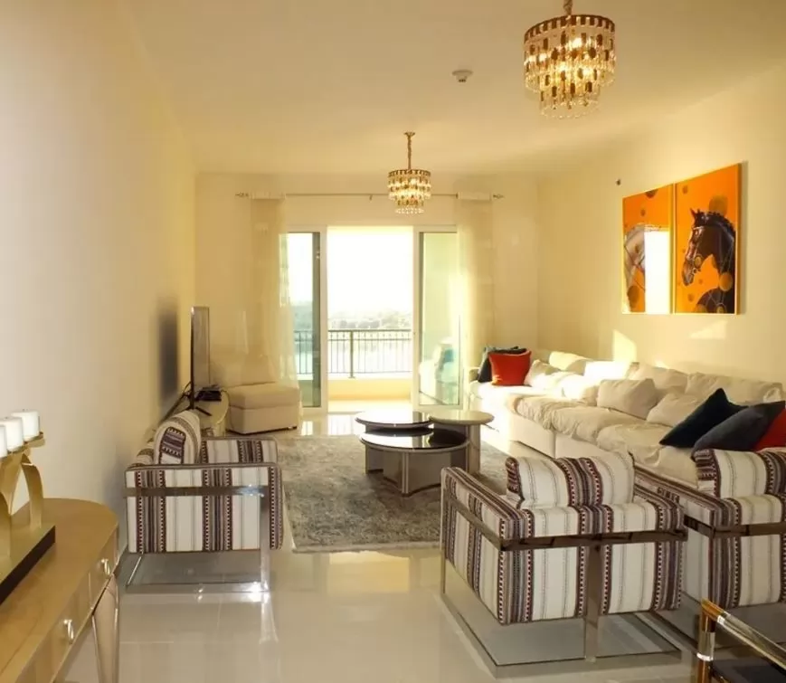 Mixed Use Ready Property 2 Bedrooms F/F Townhouse  for rent in The-Pearl-Qatar , Doha-Qatar #19477 - 1  image 