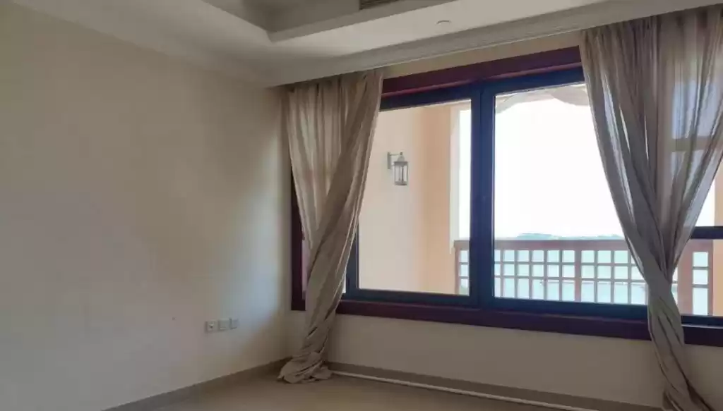 Mixed Use Ready Property 2 Bedrooms S/F Townhouse  for rent in Al Sadd , Doha #19482 - 1  image 