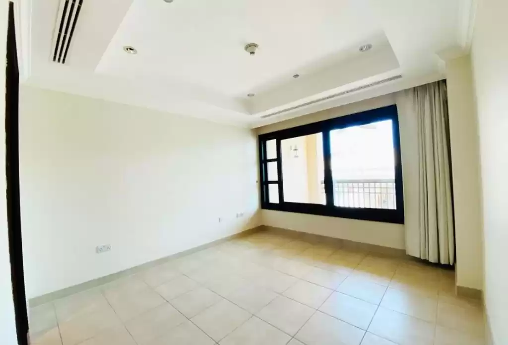 Mixed Use Ready Property 2 Bedrooms S/F Townhouse  for rent in Al Sadd , Doha #19490 - 1  image 