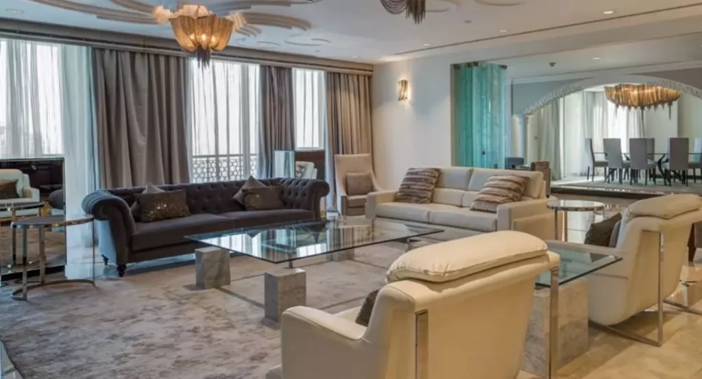 Mixed Use Ready Property 7 Bedrooms F/F Penthouse  for rent in Al Sadd , Doha #19545 - 1  image 
