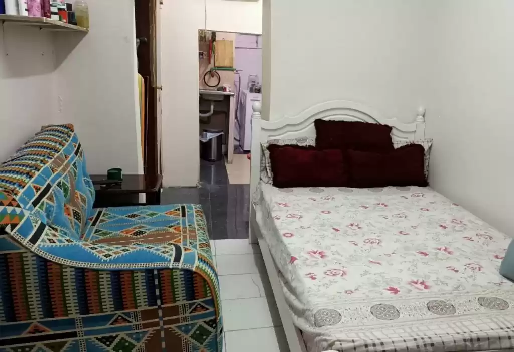 سكني عقار جاهز ستوديو مفروش سكن عمال  للإيجار في الدوحة #19595 - 1  صورة 