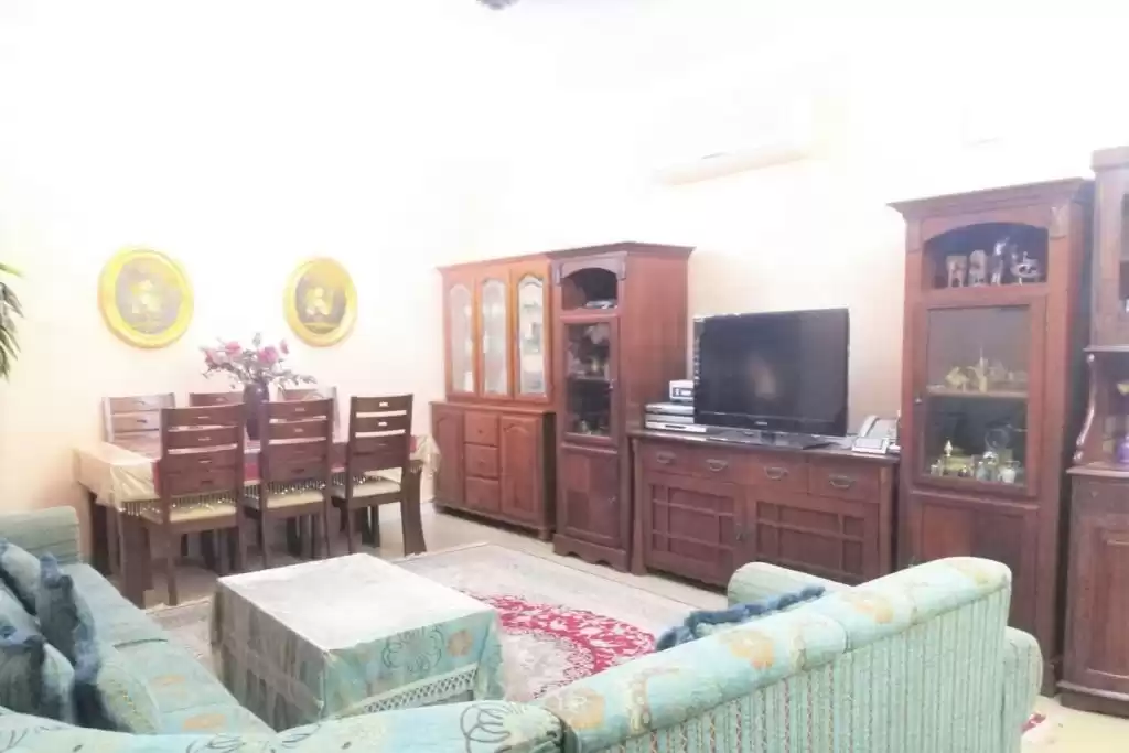 Residential Ready Property 2 Bedrooms F/F Apartment  for sale in Al Sadd , Doha #19653 - 1  image 