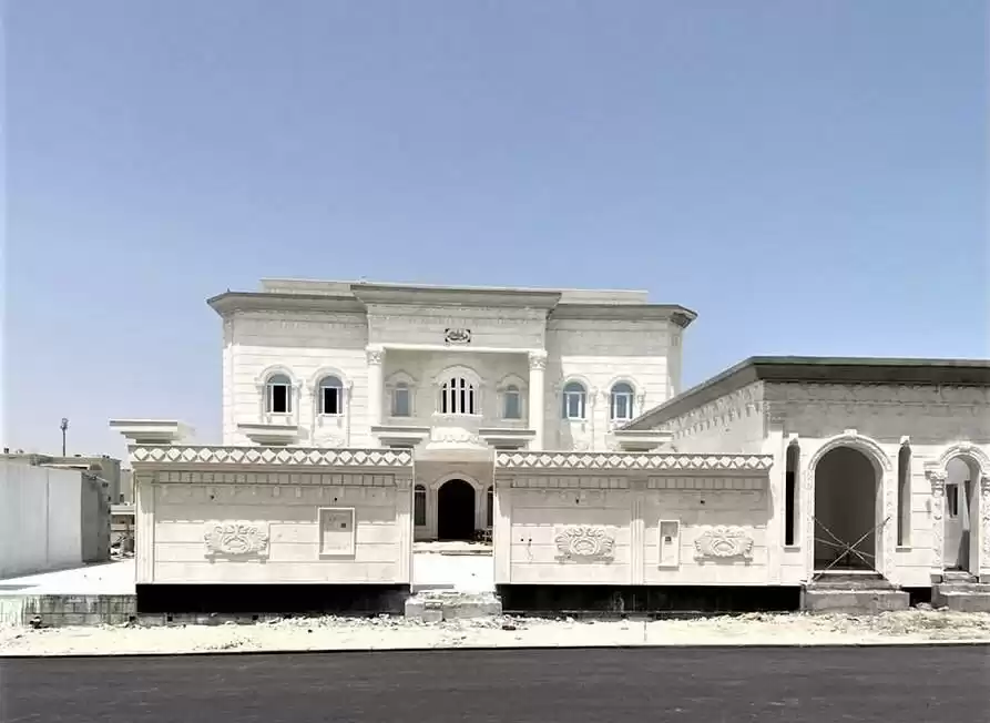Residential Ready Property 7+ Bedrooms U/F Standalone Villa  for sale in Al Sadd , Doha #19745 - 1  image 