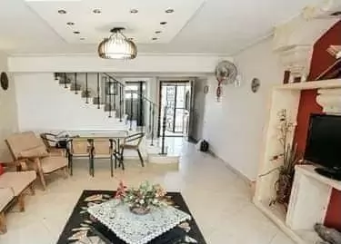 Residential Ready Property 2 Bedrooms U/F Duplex  for sale in The-Pearl-Qatar , Doha-Qatar #19817 - 2  image 