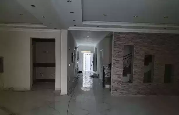 Residential Ready Property 6 Bedrooms U/F Standalone Villa  for sale in Al Sadd , Doha #19869 - 1  image 