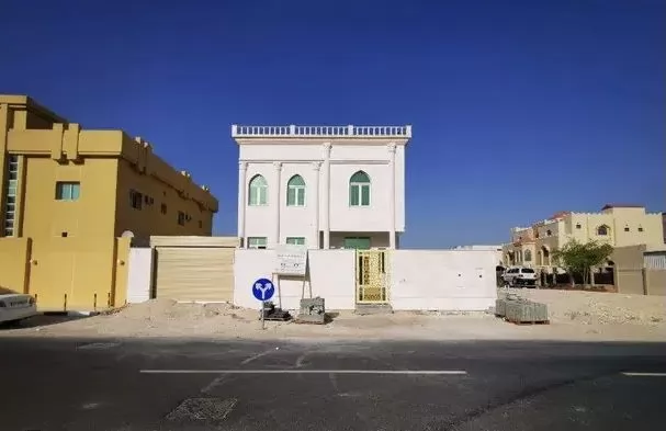 Жилой Готовая недвижимость 6 спален Н/Ф Отдельная вилла  продается в Аль-Садд , Доха #19877 - 1  image 