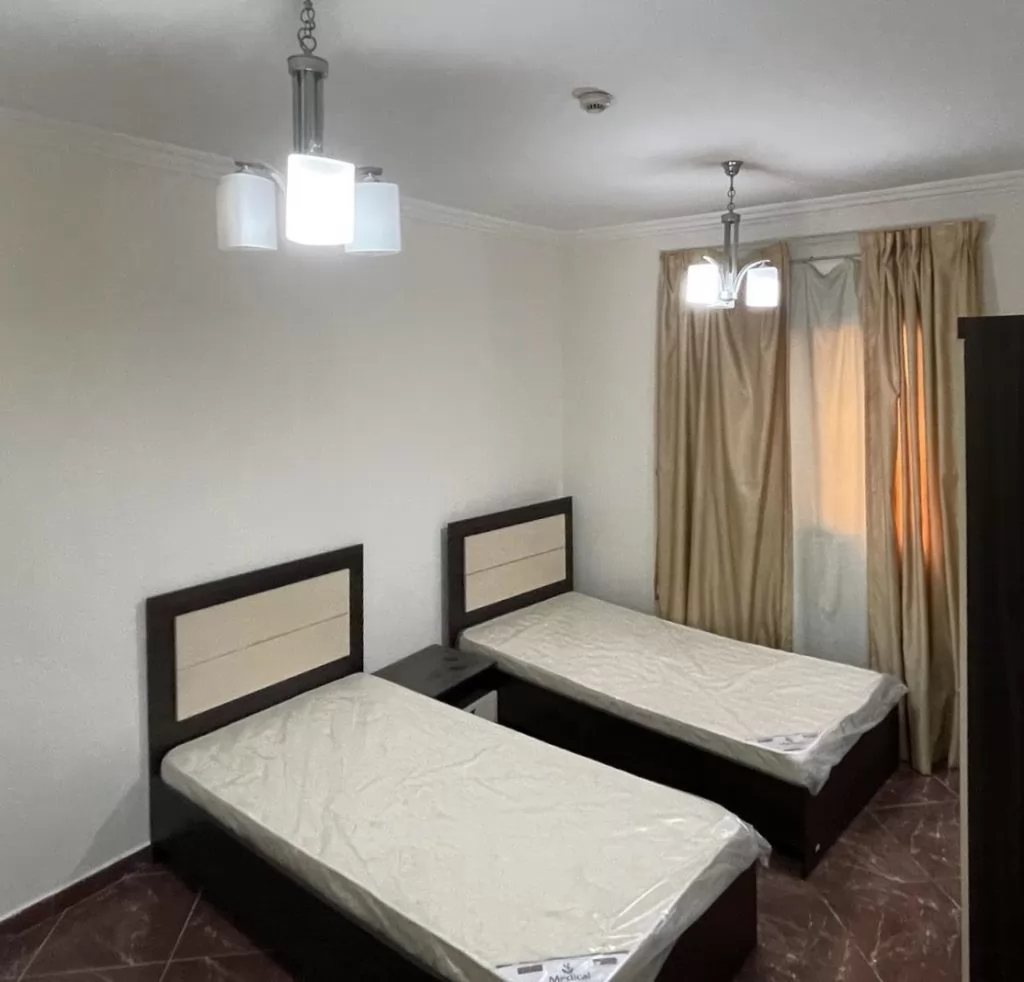 Residential Ready Property 4 Bedrooms F/F Labor Accommodation  for rent in Al Sadd , Doha #19911 - 1  image 