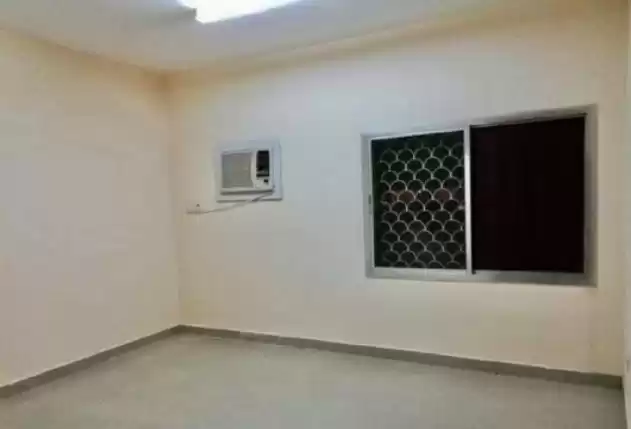 Residencial Listo Propiedad 3 dormitorios S / F Alojamiento Laboral  alquiler en Doha #19965 - 1  image 