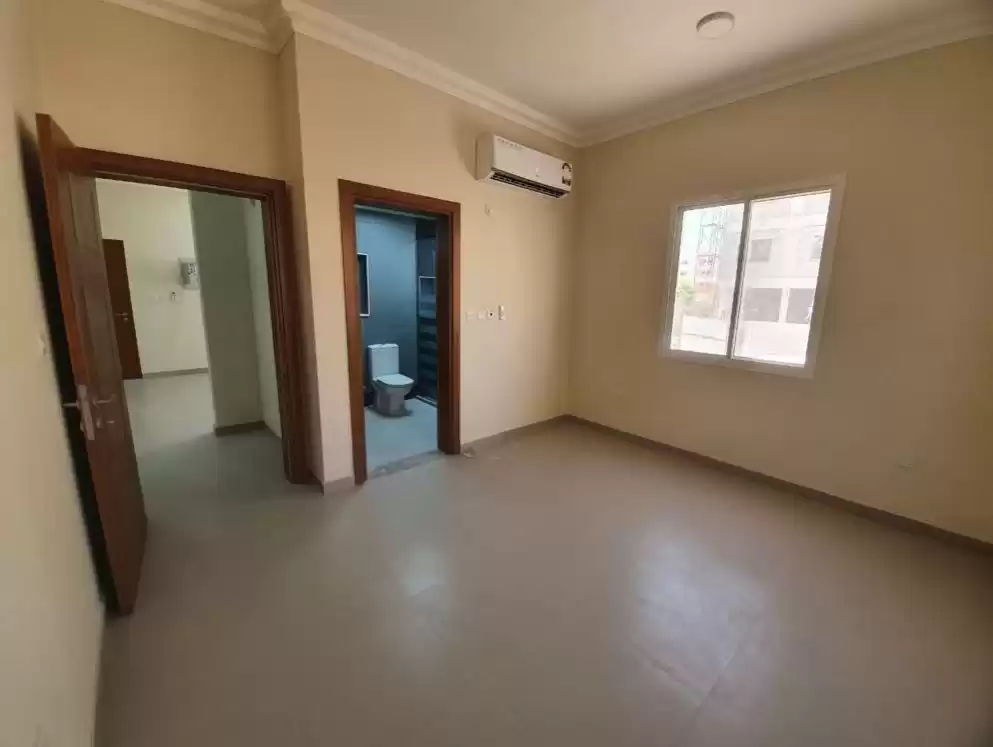 Mixed Use Ready Property 7+ Bedrooms U/F Building  for rent in Al Sadd , Doha #19974 - 1  image 