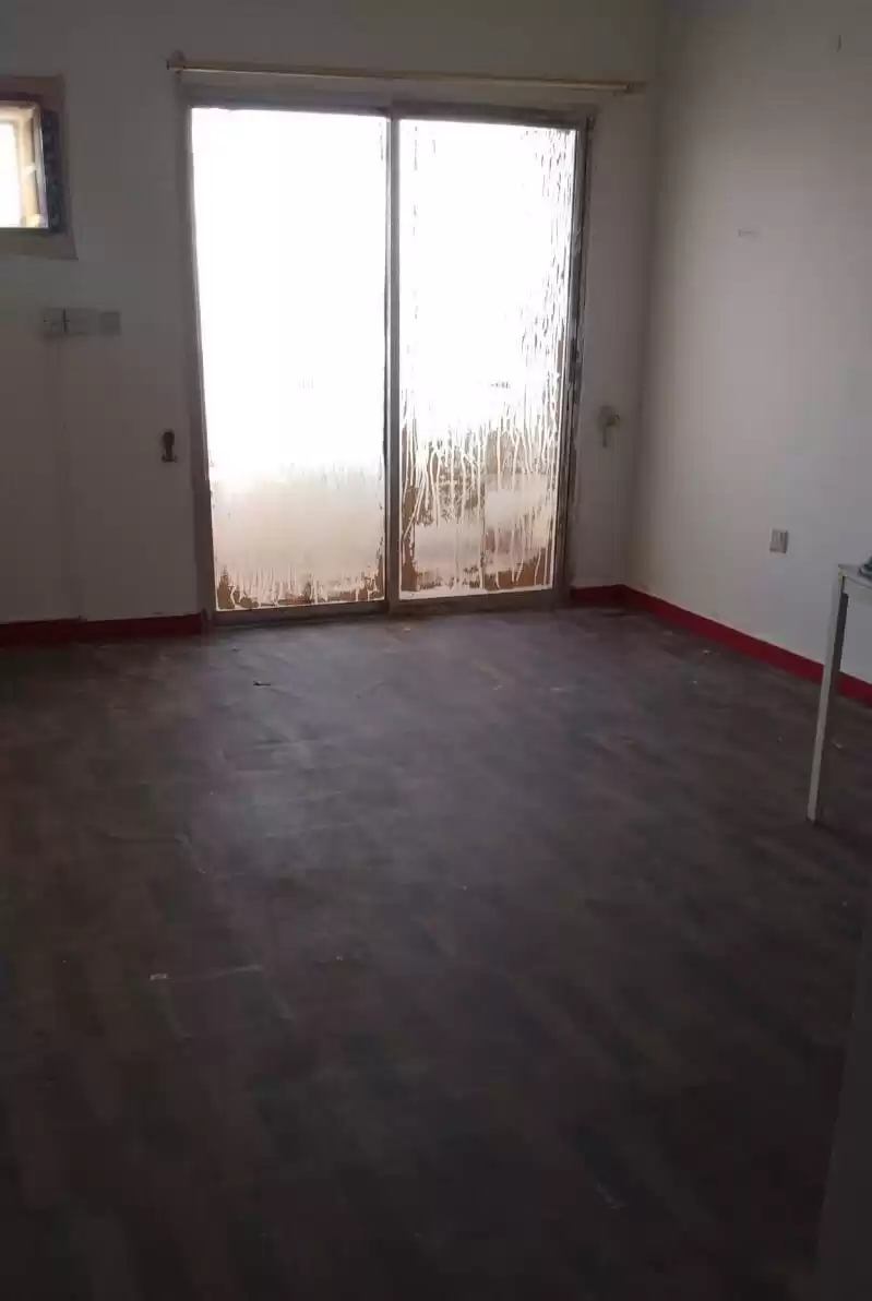 Residential Ready Property 1 Bedroom U/F Labor Accommodation  for rent in Al Sadd , Doha #19995 - 1  image 