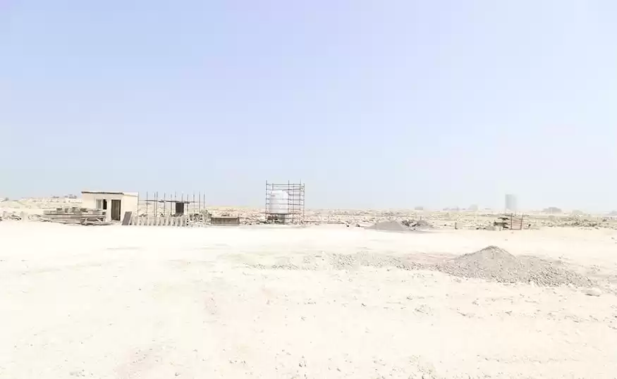 Terre Propriété prête Terrain à usage mixte  à vendre au Al-Sadd , Doha #20023 - 1  image 