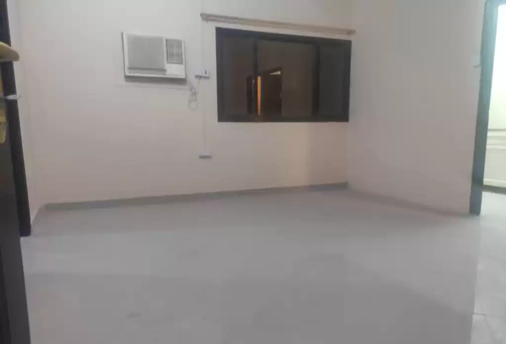 Residential Ready Property 1 Bedroom U/F Apartment  for rent in Al Sadd , Doha #20030 - 1  image 