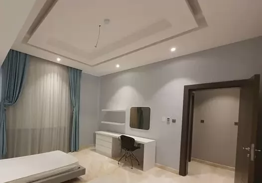 Residential Ready Property 4 Bedrooms F/F Compound  for rent in Al-Maamoura , Doha-Qatar #20093 - 1  image 