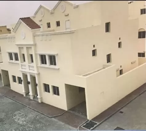 Gemischte Benutzung Klaar eigendom 7 Schlafzimmer S/F Villa in Verbindung  zu verkaufen in Al Sadd , Doha #20122 - 1  image 