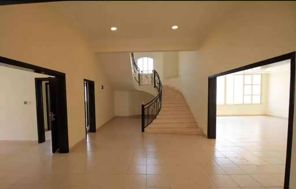 Смешанное использование Готовая недвижимость 7 спален Н/Ф Вилла в комплексе  продается в Аль-Садд , Доха #20123 - 1  image 