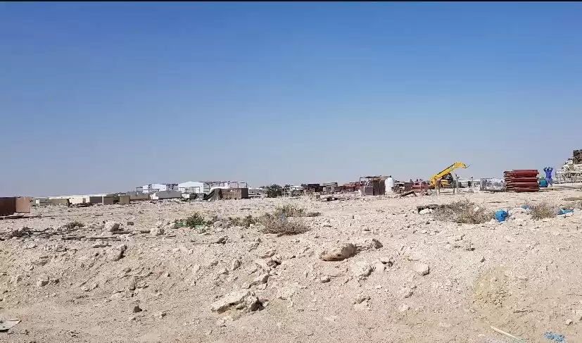 Terre Propriété prête Terrain à usage mixte  a louer au Al-Sadd , Doha #20156 - 1  image 