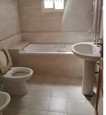Residential Ready Property 6+maid Bedrooms U/F Standalone Villa  for rent in Al-Wukair , Al Wakrah #20191 - 4  image 