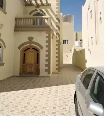 Residential Ready Property 6+maid Bedrooms U/F Standalone Villa  for rent in Al-Wukair , Al Wakrah #20191 - 1  image 