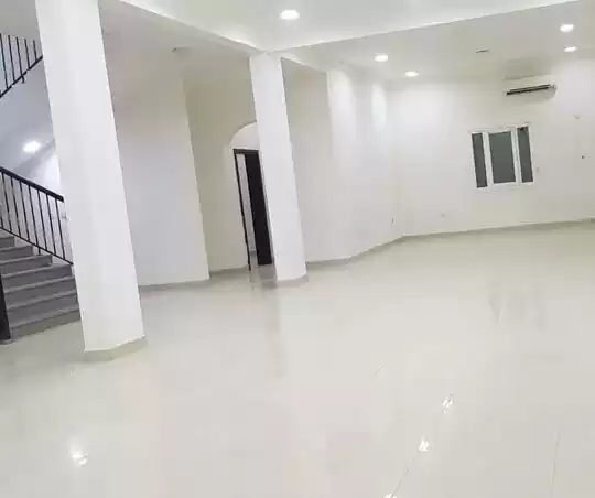 Residential Ready Property 7 Bedrooms U/F Standalone Villa  for rent in Al Sadd , Doha #20203 - 1  image 