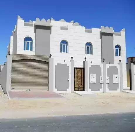 Residencial Listo Propiedad 6 + habitaciones de servicio U / F Villa Standerlone  alquiler en al-sad , Doha #20204 - 1  image 