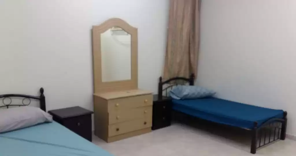 Wohn Klaar eigendom 3 Schlafzimmer F/F Arbeidsaccommodatie  zu vermieten in Doha #20229 - 1  image 
