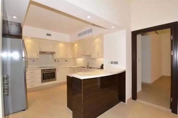 Жилой Готовая недвижимость 3 спальни С/Ж Квартира  продается в Аль-Садд , Доха #20250 - 1  image 