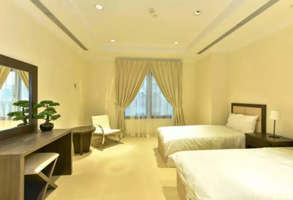 Residential Ready 2 Bedrooms S/F Apartment  for sale in The-Pearl-Qatar , Doha-Qatar #20386 - 1  image 